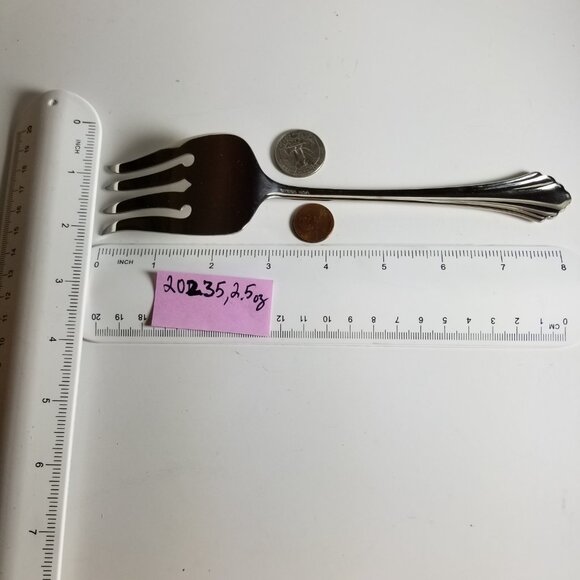 The Oneida Large Serving Stainless Steel Fork made in USA - Picture 2 of 4